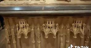Tomb of Sir Hugh de Courtenay1303 –1377 & wife Mary de Bohun (gave him 17 children😱) A later Courtenay, Henry,(cousin to Henry VIII!),was implicated in‘The Exeter Conspiracy’(1538) Arrested, guilty of treason & beheaded on Tower Hill 9th Dec 1538.His family Gertrude & Edward were attainted(1539), & lands forfeited. Released in 1540 she kept a friendship with the king’s daughter,Mary.After Mary’s accession,his son Edward was released from the Tower on 3-08-1553! #tomb#tudortok#tudor#travelwithme