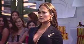 Fashion Trends: Jennifer Lopez At The 2015 MTV Movie Awards