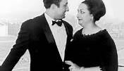 Montserrat Caballe and Bernabe Marti Sing Puccini
