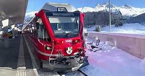 Il Trenino Rosso del Bernina - Uno spettacolo sulla neve in 4K HDR.