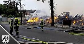 Großbrand in Mönchengladbach zerstört mehrere Gebäude