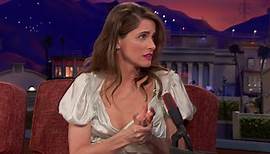 Why Amanda Peet Never Consults Her Doctor Sister