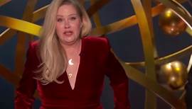 Christina Applegate receives emotional standing ovation for rare appearance after MS diagnosis