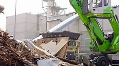 This giant shredder destroys cars like paper