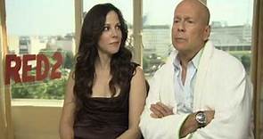 Red 2 interview: Bruce Willis and Mary-Louise Parker talk women, kissing, and arguing