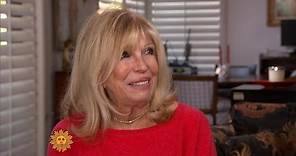 Nancy Sinatra calls duets with Frank "hilarious"