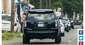 暮光女CP爬出車窗　車子在動「顧擺POSE拍照」被罵蠢！ | ETtoday星光雲 | ETtoday新聞雲
