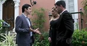 Félix incentiva Maciel a se casar com Pilar