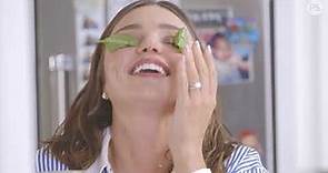 Miranda Kerr - Popsugar Supermodel Beauty Hacks [September2017]