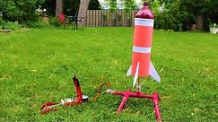 How To Build a Water Pressure Rocket With a Parachute