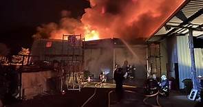 三峽工廠晚間大火 所幸無人傷亡 - 社會 - 自由時報電子報