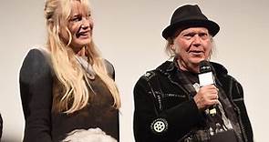 Daryl Hannah y Neil Young: un inesperado amor a primera vista