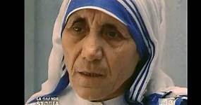 Madre Teresa, la piccola di Dio 2010