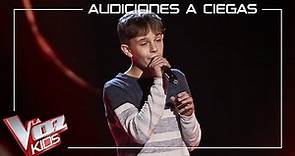 Alberto Negredo canta 'El sitio de mi recreo' | Audiciones a ciegas | La Voz Kids Antena 3 2021