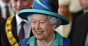 La regina Elisabetta II è morta: aveva 96 anni