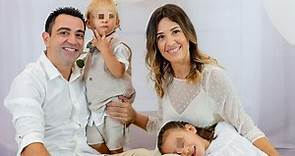 Ocho años de matrimonio y dos hijos: la vida familiar de Xavi Hernández, nuevo entrenador del Barça