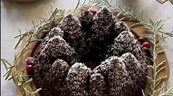 Super easy and delicious chocolate Christmas cake #cookingchannel #recipe #christmascake