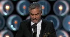 Alfonso Cuarón Wins Best Directing: 2014 Oscars