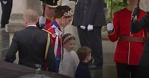 Royal family arrive at Westminster Abbey for coronation