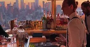 Best New York Rooftop 🍸 The Ritz Carlton New York has a stunning rooftop bar with incredible views over the city! 📍Nubeluz #newyorkrooftop #nyceats #visitnyc