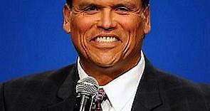 Anthony Munoz – Age, Bio, Personal Life, Family & Stats - CelebsAges