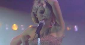 Sanremo Follie - 1987: La spallina di Patsy Kensit