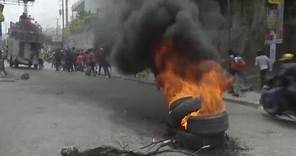 Haiti allo stremo per la crisi economica, barricate e proteste in strada contro il primo...