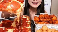 Pizza Hut Detroit Pizza! Spicy Buffalo Chicken Wings & Fried Potato Balls - Mukbang Eating Show