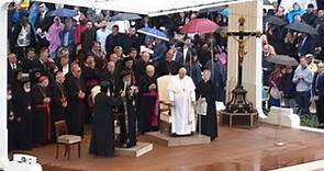 El papa celebra la audiencia general junto con el patriarca copto Teodoro II