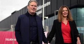 Keir Starmer takes a walk with wife along the River Mersey - video Dailymotion