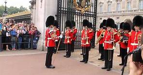 Changing of Guard @ Buckingham Palace, London, UK