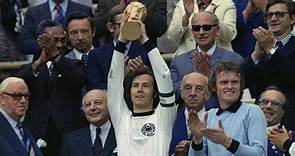 Franz Beckenbauer: el defensor que cambió las órdenes del juego