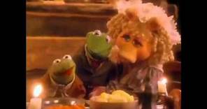 Festa in casa Muppet--Pace a tutti noi (con testo)