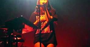 Running If You Call My Name (Alana lead vocals) - Haim LIVE in Toronto