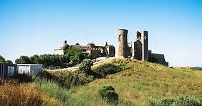 Exploring the Medieval Castle of Montemor-o-novo + Monfurado