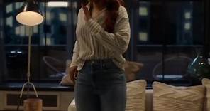 Candice Patton looking good in jeans 01