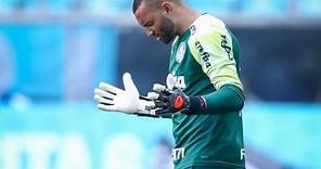 Da base do Corinthians à idolatria no Palmeiras: a trajetória do goleiro Weverton - Lance!