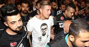 Trabzonspor, Kucka'yı 5 Milyon Euro'ya Transfer Ettiğini Borsaya Bildirdi