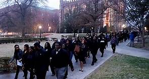 Universidad de Oklahoma expulsa a 2 alumnos por racismo