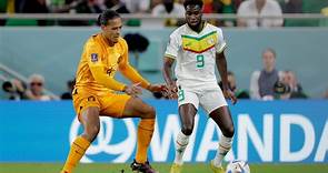Técnico do Senegal lamenta gols perdidos pelo time na derrota para a Holanda
