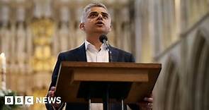Sadiq Khan sworn in as new London mayor