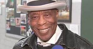 How blues legend Buddy Guy was shaped by the Chicago music scene