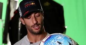 Daniel Ricciardo's 2018 helmet