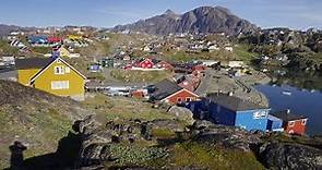 Greenland - SISIMIUT, the colorful port of the north (slideshow)