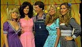 Hee Haw - FULL SHOW - broadcast December 11, 1982. With Mel Tillis & The Statesiders and others.