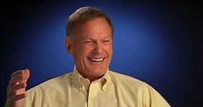 Tab Hunter Talks Hollywood, His Leading Ladies and Working for Warner Bros.