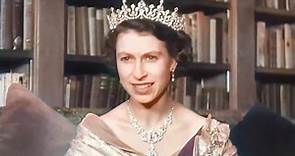Chic & Classic: Queen Elizabeth II