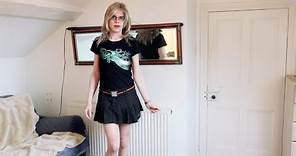 Dressing as a Woman Full Time: A Guide for Transgender Women and Crossdressers