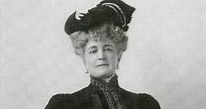 Bertha Palmer Dies in 1918