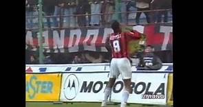 Patrick Kluivert en el Milan. Temporada 1997-1998.